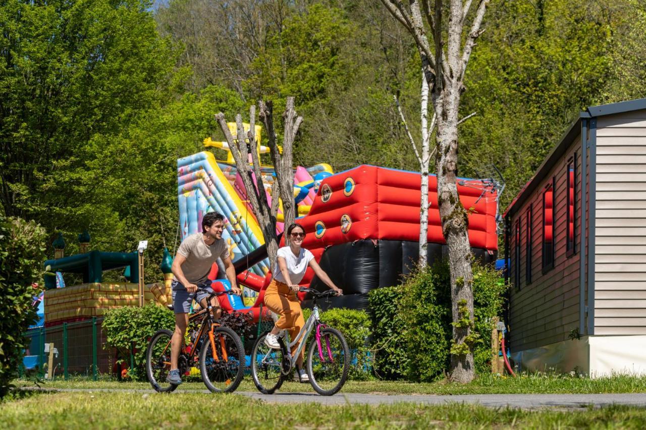 Camping Country Park Crecy La Chapelle - Site Officiel - Next To Disneyland Paris Exterior foto